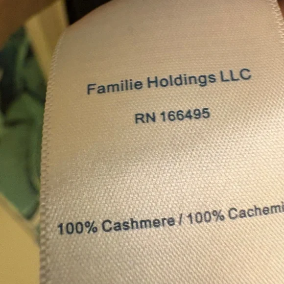 Guest in Residence Pullover Cashmere Hoodie - Picture 3 of 6